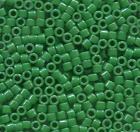 11/0 Delica Dyed Opak Kelly Green 655