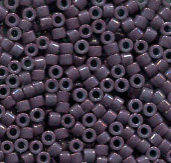 11/0 Delica Dyed Opak Dark Mauve 662
