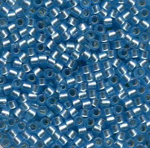 11/0 Delica Semi Matt Silverlined Sky Blue 692