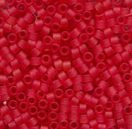 11/0 Delica Dyed Matt Transparent Cranberry 778