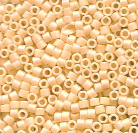 11/0 Delica Matt Opak Cream AB 883