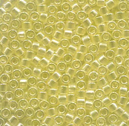 11/0 Delica Transparent Pale Yellow Lüster 1471