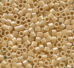 11/0 Delica Opak Pearl Luster 1561