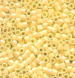 11/0 Delica Opak Pale Yellow AB 1501
