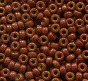11/0 Roc. Spacial Dyed Reddish Brown 2044