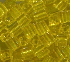 3 mm Würfel Transparent Yellow 136