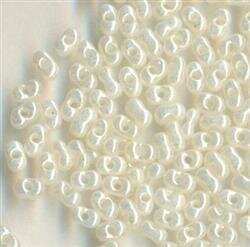 4 x 2 Farfalle Rocailles Creme Perlglanz
