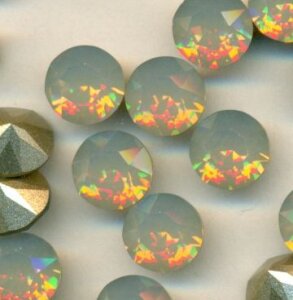 Swarovski SS39 Light Grey Opal