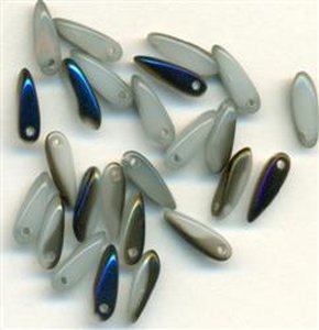 Dagger Beads Opal eine Seite Blau-Schwarz bedampft