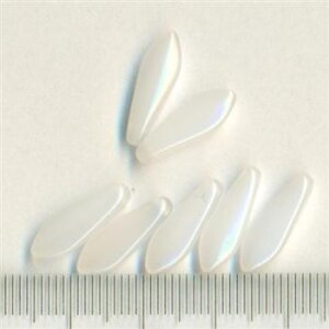 Dagger Beads Opal Weiß