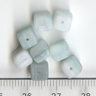 Glasperlen Würfel Mint Matt
